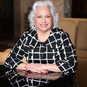 Meet your Posher, Alicia